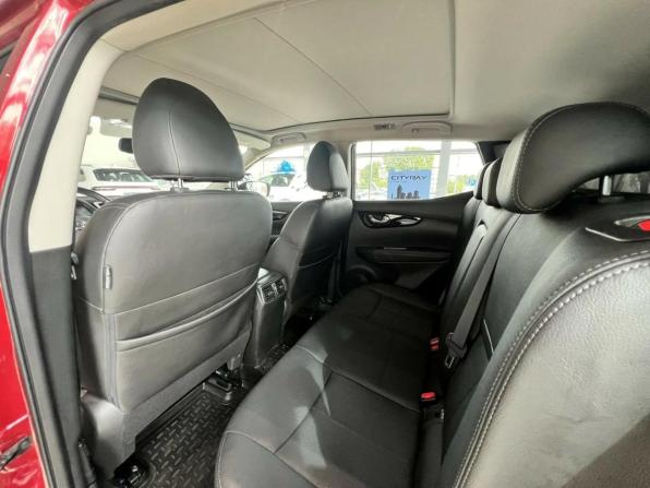 Nissan Qashqai II с пробегом 2018 года, цена 2 195 000 рублей, 73957 км, внедорожник, Автокод Объявления