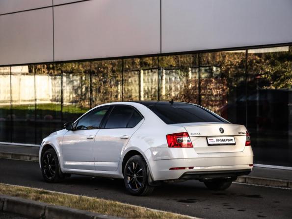 Skoda Octavia III (A7) Рестайлинг с пробегом 2020 года, цена 2 356 000 рублей, 62088 км, лифтбек, Автокод Объявления