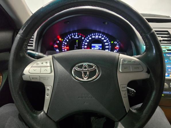 Toyota Camry VI (XV40) Рестайлинг с пробегом 2009 года, цена 1 100 000 рублей, 284000 км, седан, Автокод Объявления