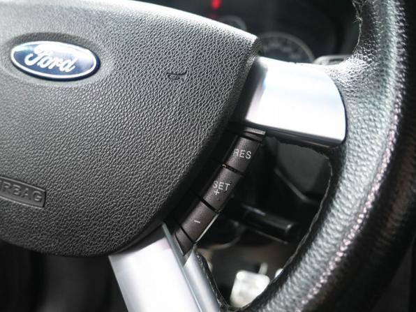 Ford Focus II с пробегом 2008 года, цена 569 900 рублей, 228000 км, седан, Автокод Объявления