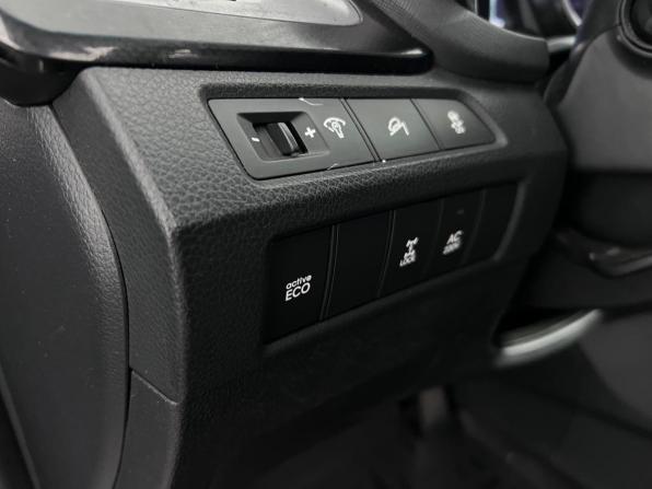 Hyundai Santa Fe III с пробегом 2013 года, цена 1 830 000 рублей, 151635 км, внедорожник, Автокод Объявления