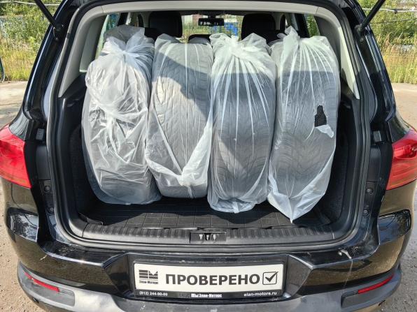 Volkswagen Tiguan I Рестайлинг с пробегом 2014 года, цена 929 000 рублей, 216000 км, внедорожник, Автокод Объявления