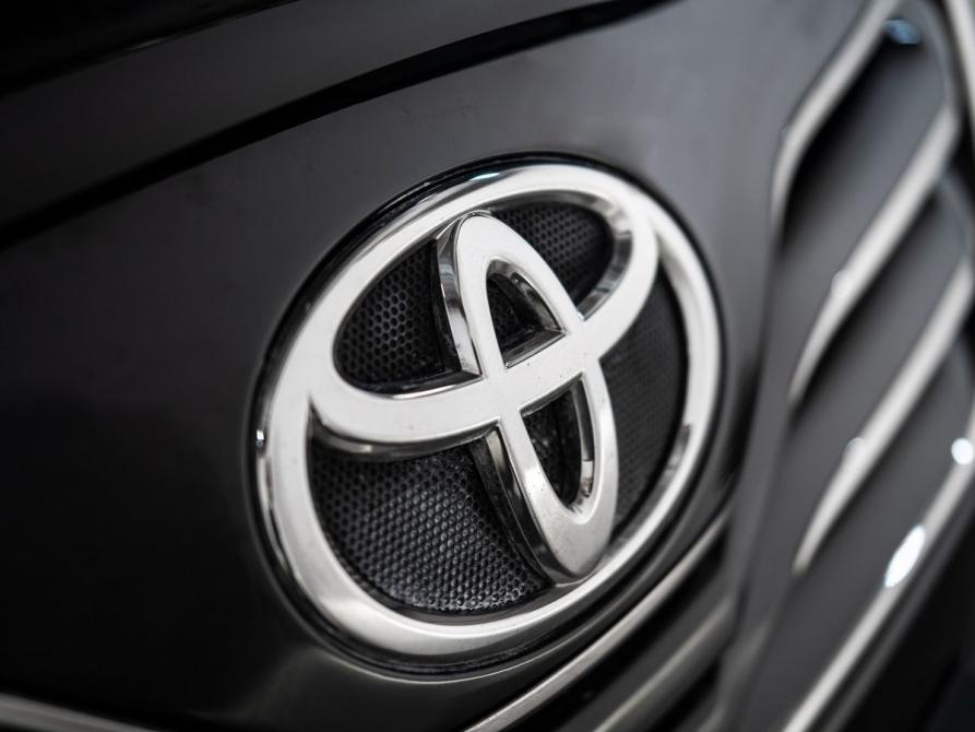 Toyota Camry VI (XV40) Рестайлинг Иркутск  - изображение 21