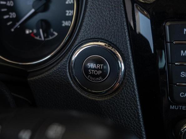 Nissan Qashqai II Рестайлинг с пробегом 2021 года, цена 2 060 000 рублей, 212512 км, внедорожник, Автокод Объявления