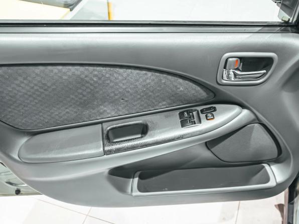 Toyota Avensis I Рестайлинг с пробегом 2002 года, цена 368 564 рубля, 343975 км, седан, Автокод Объявления
