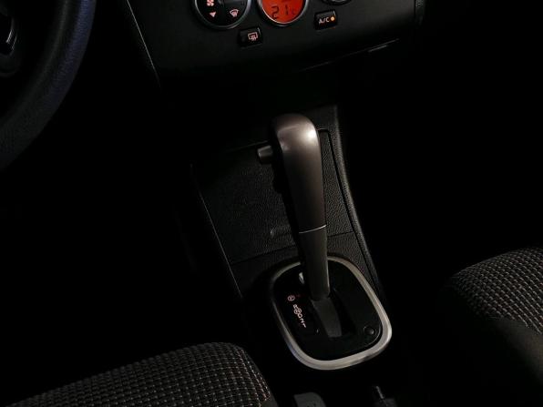 Nissan Tiida I Рестайлинг с пробегом 2013 года, цена 1 049 000 рублей, 65605 км, хэтчбек, Автокод Объявления