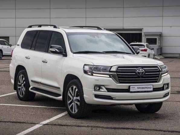 Toyota Land Cruiser 200 Series Рестайлинг 2 с пробегом 2017 года, цена 8 108 000 рублей, 83806 км, внедорожник, Автокод Объявления