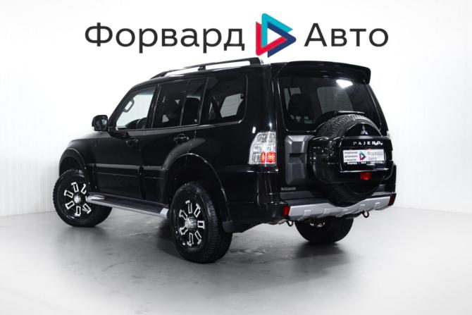 Mitsubishi Pajero IV Рестайлинг 1 с пробегом 2011 года, цена 1 999 000 рублей, 265441 км, внедорожник, Автокод Объявления