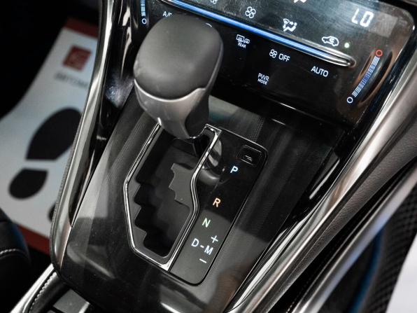 Toyota Harrier III (XU60) Рестайлинг с пробегом 2017 года, цена 2 640 300 рублей, 136535 км, внедорожник, Автокод Объявления