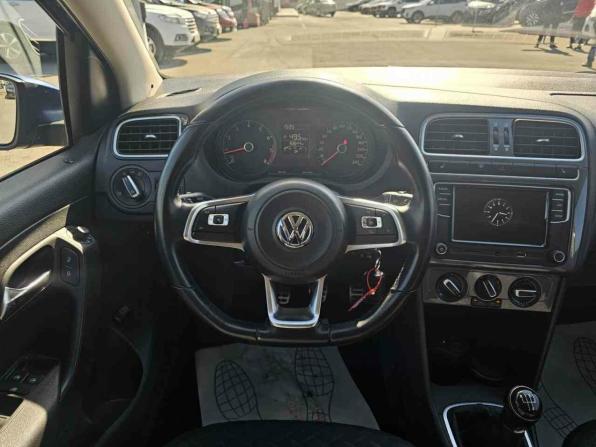 Volkswagen Polo V Рестайлинг с пробегом 2018 года, цена 1 299 995 рублей, 83643 км, седан, Автокод Объявления