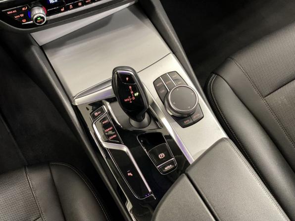 BMW 5 серии VII (G30/G31/G38) Рестайлинг с пробегом 2023 года, цена 4 950 000 рублей, 118660 км, седан, Автокод Объявления