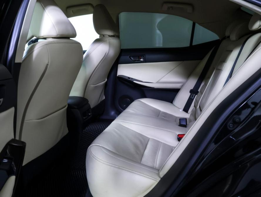 Lexus IS III Москва  - изображение 11