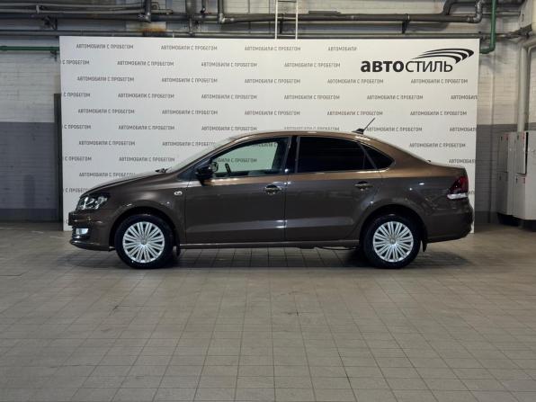 Volkswagen Polo V Рестайлинг с пробегом 2019 года, цена 1 219 000 рублей, 72840 км, седан, Автокод Объявления