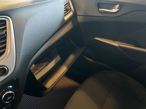 Hyundai Solaris II с пробегом 2019 года, цена 1 185 000 рублей, 195321 км, седан, Автокод Объявления