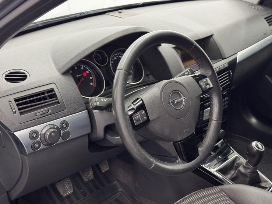 Opel Astra H Рестайлинг Воронеж  - изображение 17
