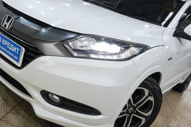 Honda Vezel I с пробегом 2015 года, цена 1 499 000 рублей, 61000 км, внедорожник, Автокод Объявления