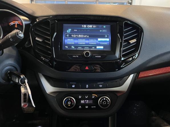 Lada (ВАЗ) Vesta I с пробегом 2019 года, цена 1 127 000 рублей, 52450 км, универсал, Автокод Объявления
