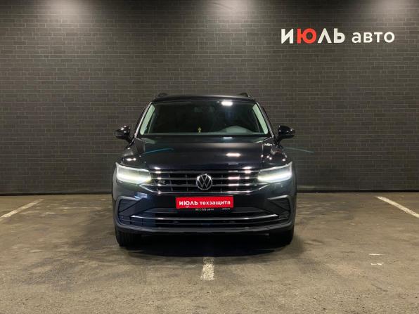 Volkswagen Tiguan II Рестайлинг с пробегом 2021 года, цена 2 579 000 рублей, 34590 км, внедорожник, Автокод Объявления