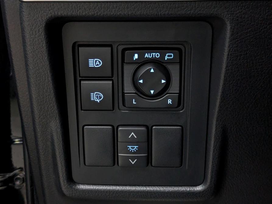 Toyota Land Cruiser Prado 150 Series Рестайлинг 2 Москва  - изображение 27