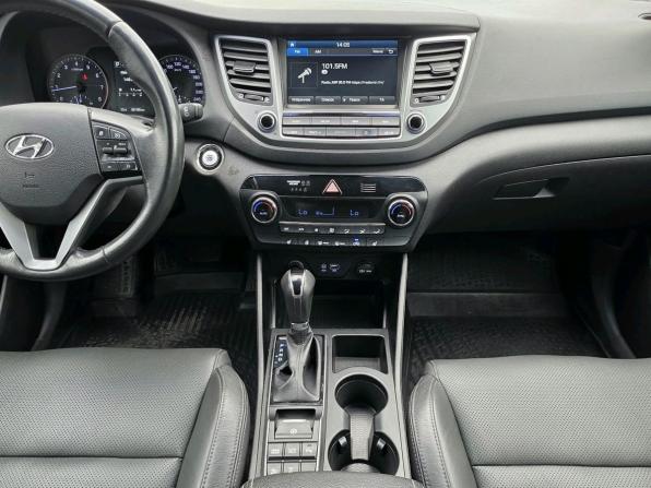 Hyundai Tucson III с пробегом 2018 года, цена 2 200 000 рублей, 95194 км, внедорожник, Автокод Объявления