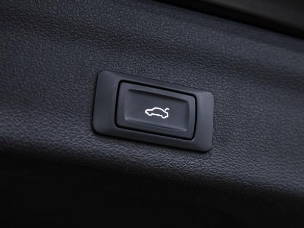 Audi A6 V (C8) с пробегом 2019 года, цена 4 650 000 рублей, 129566 км, универсал, Автокод Объявления