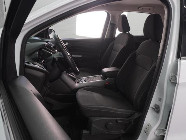 Ford Kuga II Рестайлинг с пробегом 2018 года, цена 1 629 000 рублей, 146423 км, внедорожник, Автокод Объявления