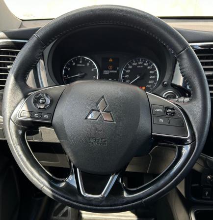 Mitsubishi Outlander III Рестайлинг 3 с пробегом 2021 года, цена 2 270 000 рублей, 87540 км, внедорожник, Автокод Объявления