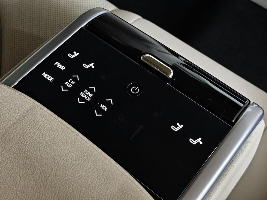 Toyota Camry VIII (XV70) Рестайлинг Москва  - изображение 23