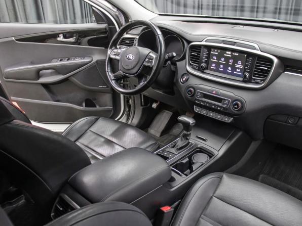 Kia Sorento III Prime Рестайлинг с пробегом 2018 года, цена 2 198 000 рублей, 272443 км, внедорожник, Автокод Объявления