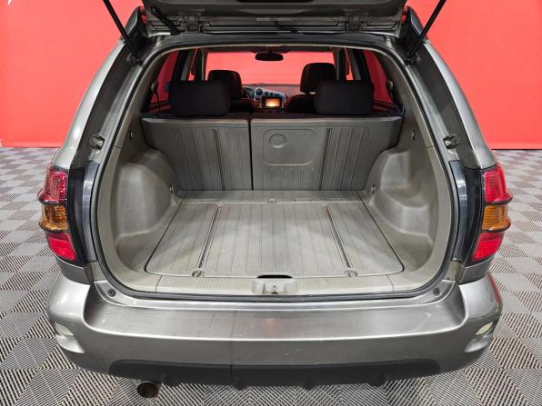 Pontiac Vibe I Рестайлинг с пробегом 2005 года, цена 600 000 рублей, 299999 км, хэтчбек, Автокод Объявления