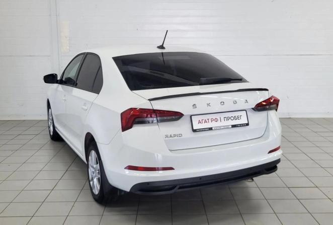 Skoda Rapid II с пробегом 2021 года, цена 1 690 000 рублей, 65350 км, лифтбек, Автокод Объявления