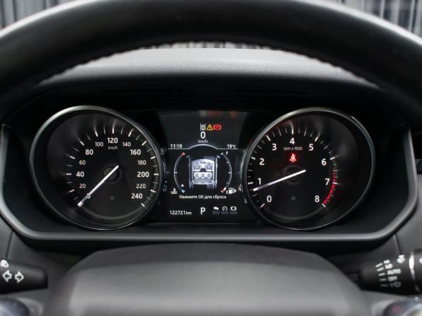 Land Rover Discovery V с пробегом 2017 года, цена 4 500 000 рублей, 122721 км, внедорожник, Автокод Объявления