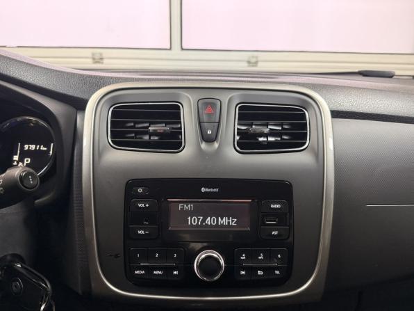 Renault Sandero II Рестайлинг с пробегом 2021 года, цена 1 245 000 рублей, 97636 км, хэтчбек, Автокод Объявления