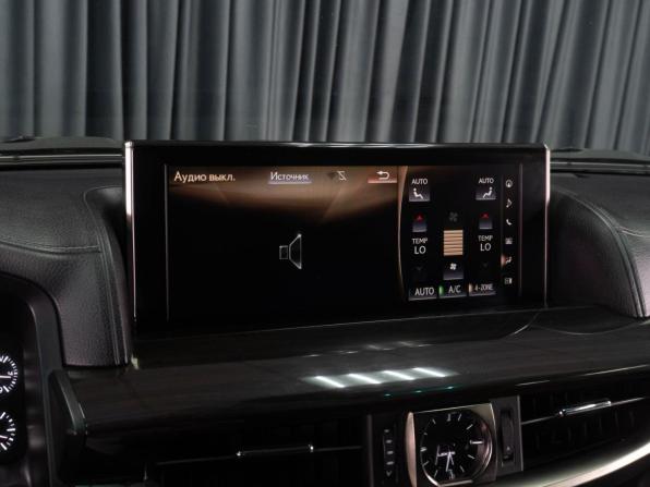 Lexus LX III Рестайлинг 2 с пробегом 2015 года, цена 4 699 000 рублей, 346660 км, внедорожник, Автокод Объявления