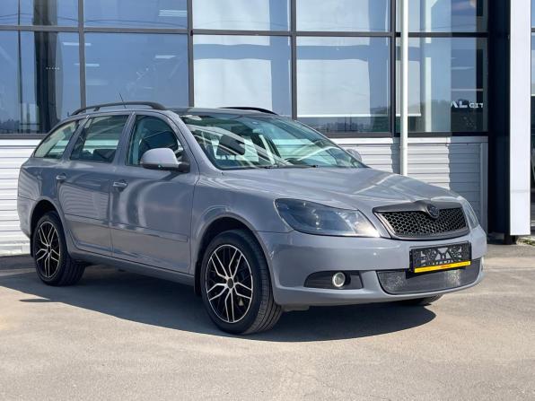 Skoda Octavia II (A5) Рестайлинг с пробегом 2012 года, цена 749 000 рублей, 227500 км, универсал, Автокод Объявления