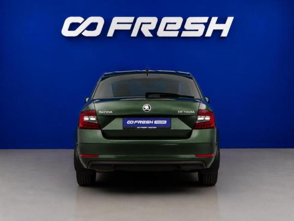 Skoda Octavia III (A7) Рестайлинг с пробегом 2020 года, цена 2 777 077 рублей, 53105 км, лифтбек, Автокод Объявления