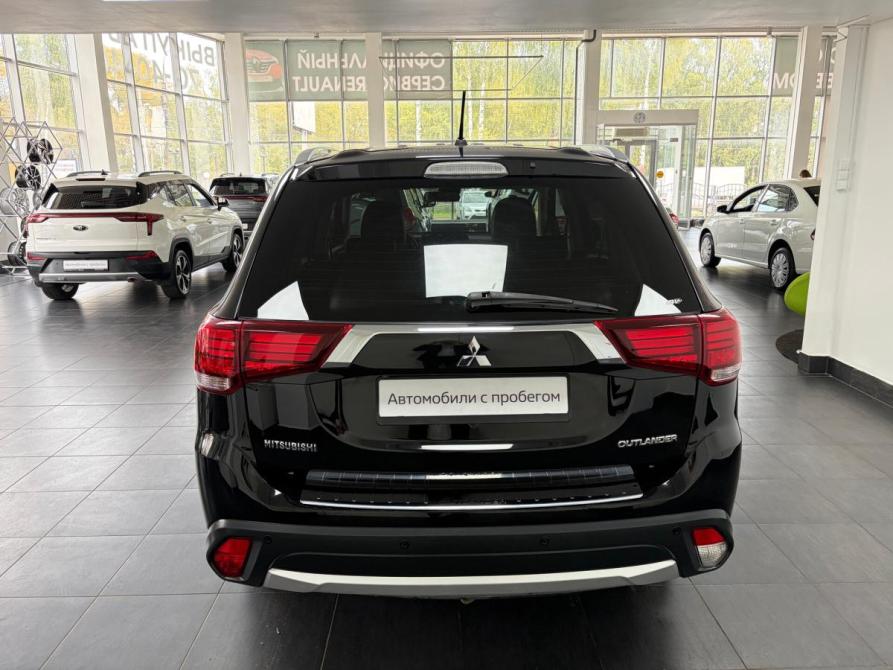 Mitsubishi Outlander III Рестайлинг 2 Киров  - изображение 5