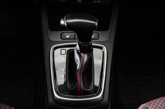 Kia Rio IV Рестайлинг с пробегом 2022 года, цена 1 850 000 рублей, 57121 км, хэтчбек, Автокод Объявления