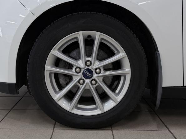 Ford Focus III Рестайлинг с пробегом 2019 года, цена 1 040 000 рублей, 203258 км, хэтчбек, Автокод Объявления