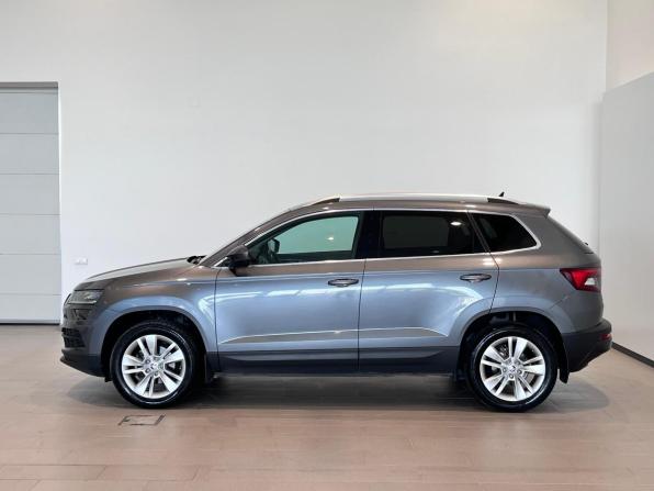 Skoda Karoq I с пробегом 2021 года, цена 2 439 000 рублей, 101534 км, внедорожник, Автокод Объявления