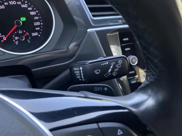 Volkswagen Tiguan II с пробегом 2018 года, цена 2 275 000 рублей, 133955 км, внедорожник, Автокод Объявления