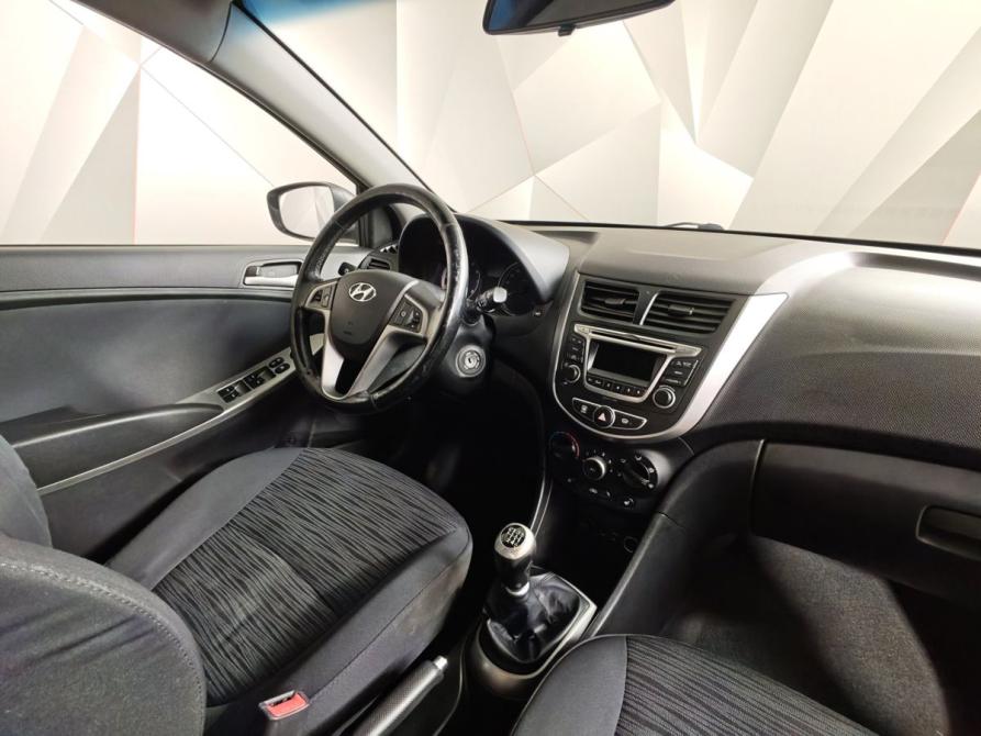 Hyundai Solaris I Москва  - изображение 11