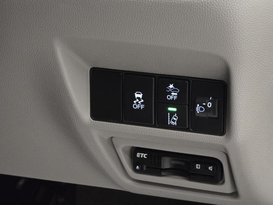 Honda Stepwgn V Красноярск  - изображение 19