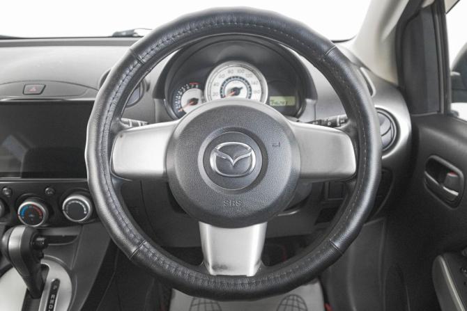Mazda Demio III (DE) с пробегом 2011 года, цена 769 000 рублей, 146000 км, хэтчбек, Автокод Объявления