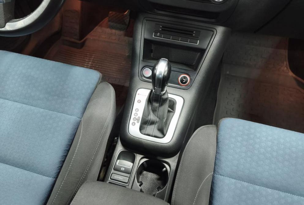 Volkswagen Tiguan I Рестайлинг Екатеринбург  - изображение 13