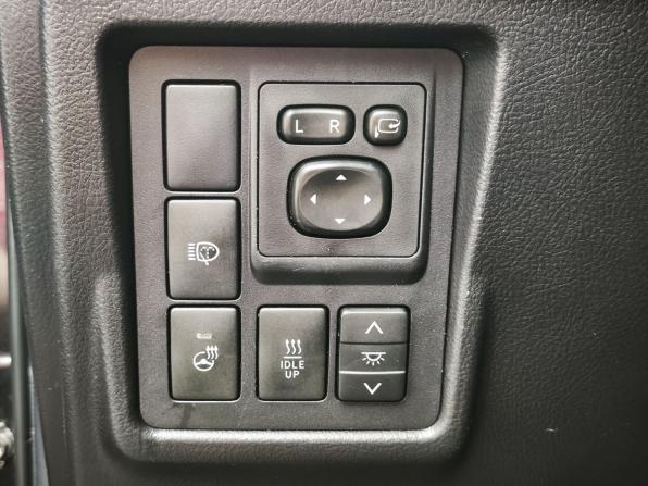 Toyota Land Cruiser Prado 150 Series Рестайлинг 1 с пробегом 2016 года, цена 3 649 000 рублей, 238335 км, внедорожник, Автокод Объявления