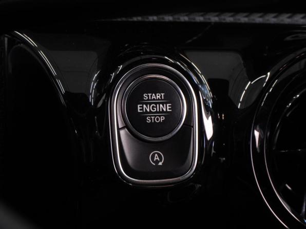 Mercedes-Benz A-Класс IV (W177) с пробегом 2019 года, цена 2 164 000 рублей, 79197 км, хэтчбек, Автокод Объявления