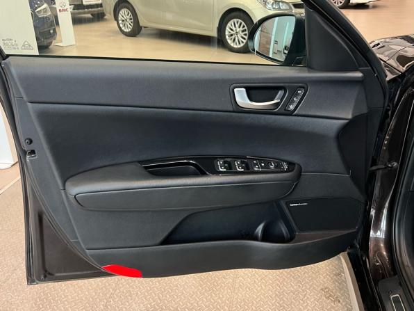 Kia Optima IV с пробегом 2016 года, цена 1 999 000 рублей, 99500 км, седан, Автокод Объявления