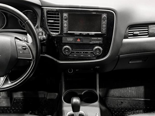 Mitsubishi Outlander III Рестайлинг с пробегом 2015 года, цена 2 220 000 рублей, 129389 км, внедорожник, Автокод Объявления