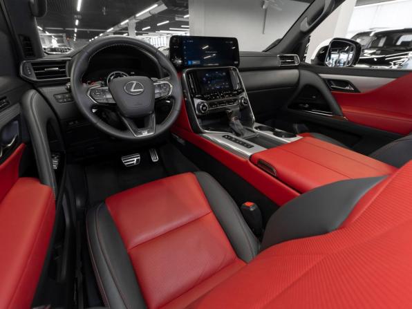 Lexus LX IV с пробегом 2024 года, цена 17 800 000 рублей, 908 км, внедорожник, Автокод Объявления